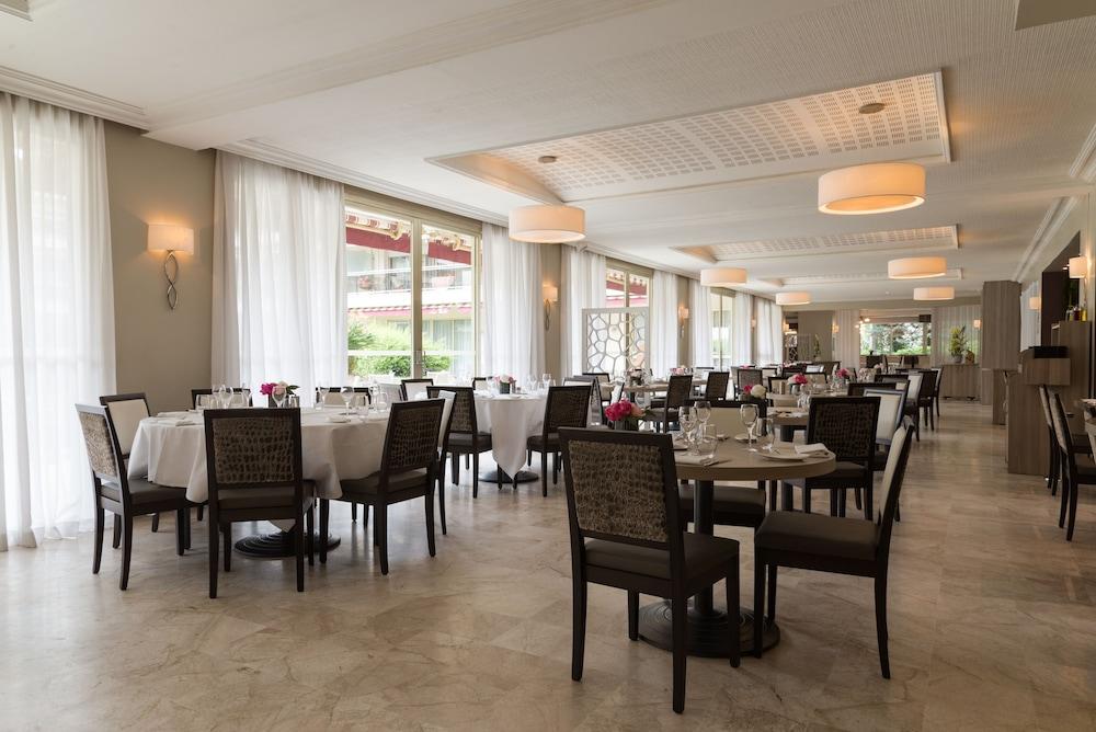 ז'ואן-לה-פינס The Originals Boutique, Hotel Les Strelitzias מראה חיצוני תמונה